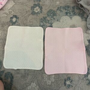 Set of White and Pink Quilted Pads